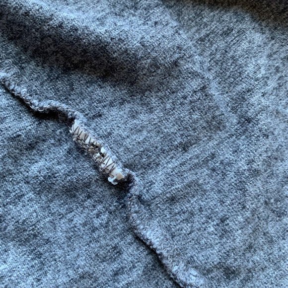 J. Crew T Shirt Mens Large Gray Long Sleeve Crew Neck Classic‎ Cotton Casual - Picture 8 of 11